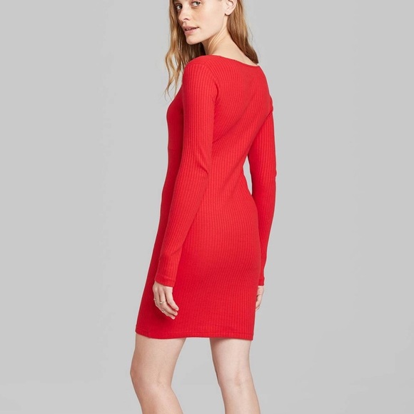Red ribbed Long sleeve dress NWT size M - Picture 3 of 3